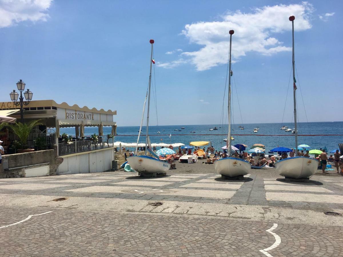 La Casetta Di Zia Cuccu Minori Kültér fotó